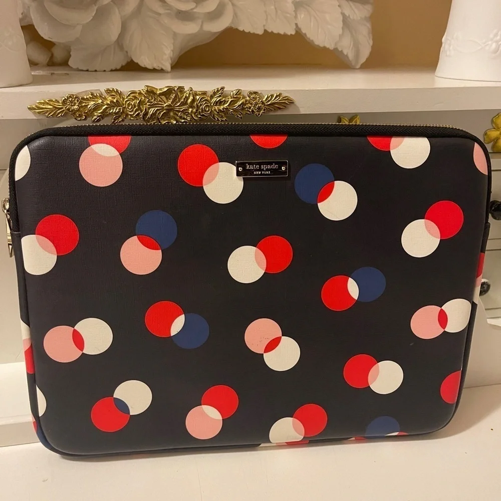 KATE SPADE New York Polka Dot Zippered Laptop Tablet Notebook Case Sleeve Cover